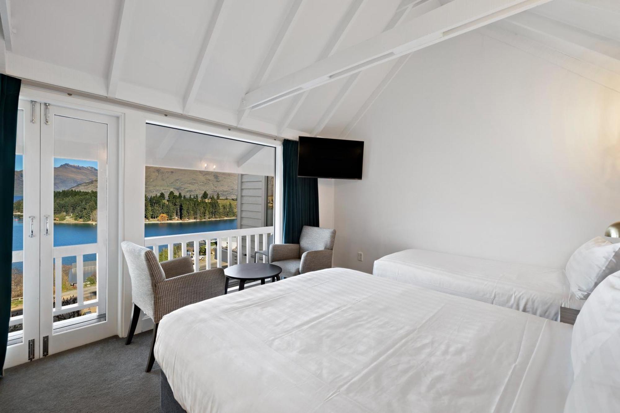 קווינסטאון Lakeview Colonial Motel מראה חיצוני תמונה